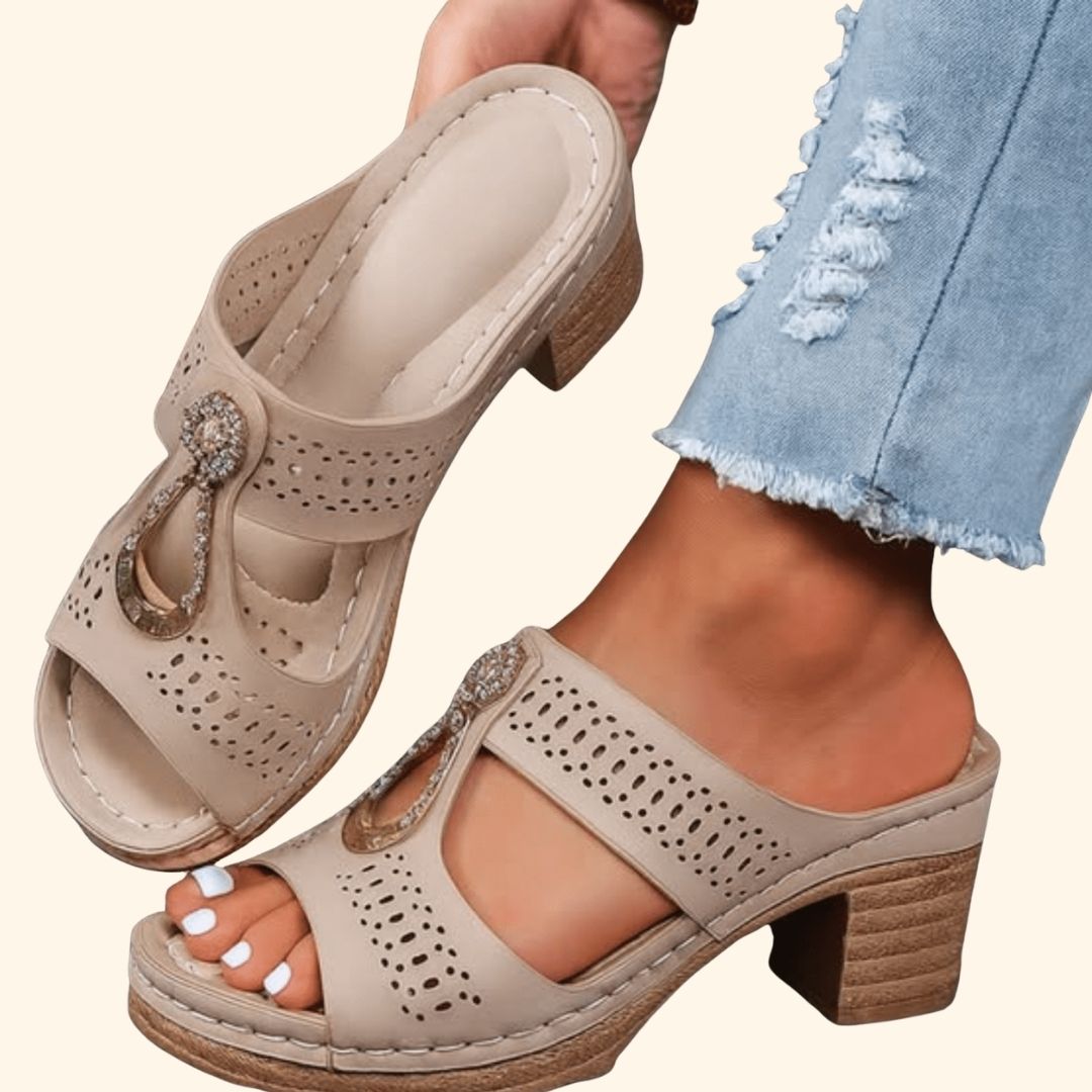 COMFORTABLE ORTHOPEDIC SANDALS