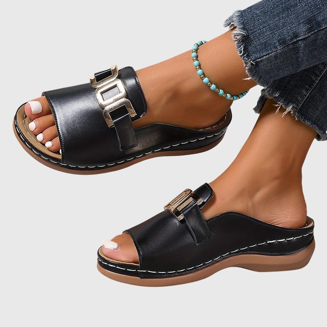 PHYLLIS | COMFY BUCKLE SANDALS